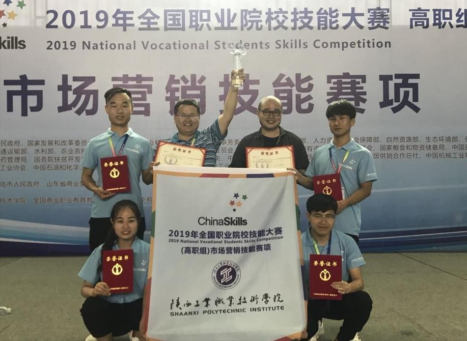 自媒体做好真的能月入过万吗,自媒体怎么能月入上万