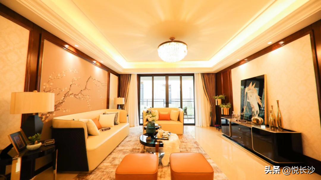 横扫长沙楼市的大平层，最后62套！212平做3套房，户型惊艳