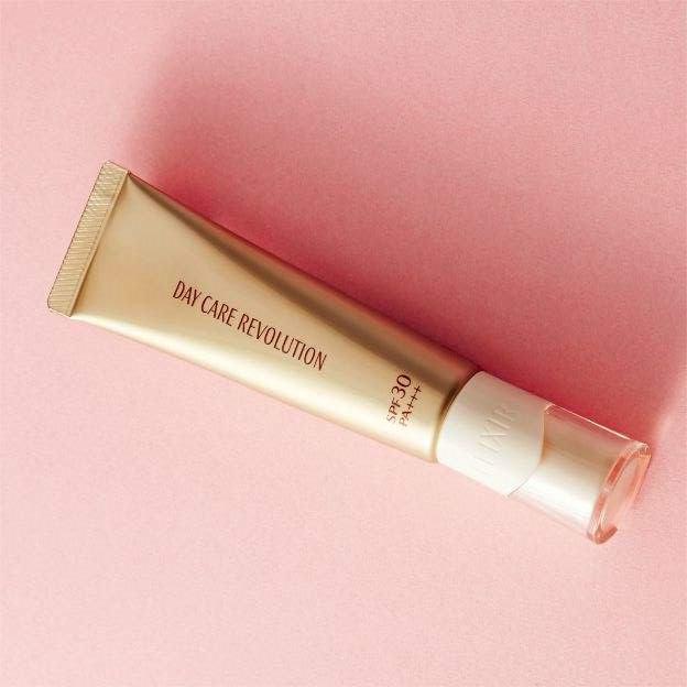 怎么选择一款适合自己的防晒 (10款防晒测评看看哪款最适合你)