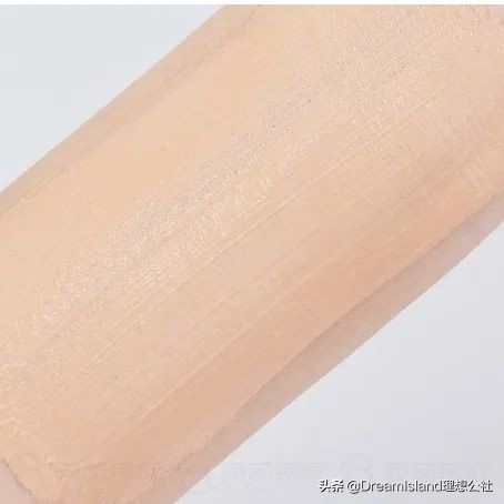 美妆好物狂欢粉底液,适合春天的粉底液