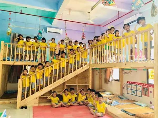 毕业最创意的毕业照多人,毕业照用什么造型好看