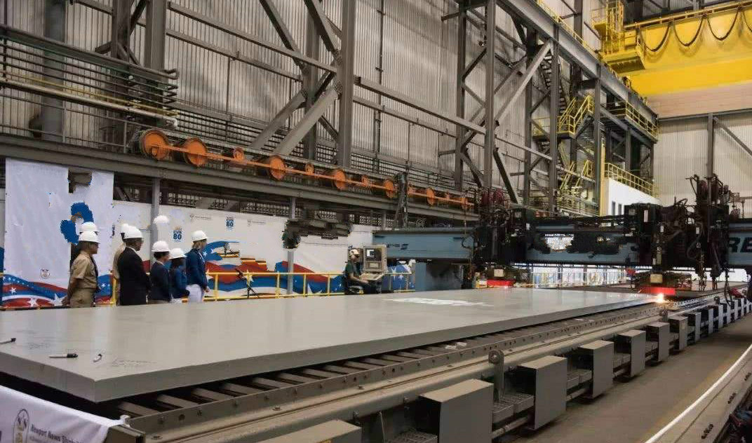 弹射大板,很可能是4加4的模式