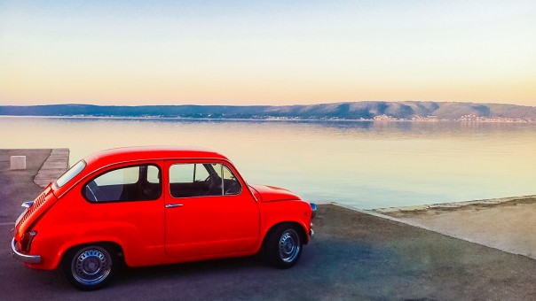 谁不是上一秒“妈的”，下一秒“好的”