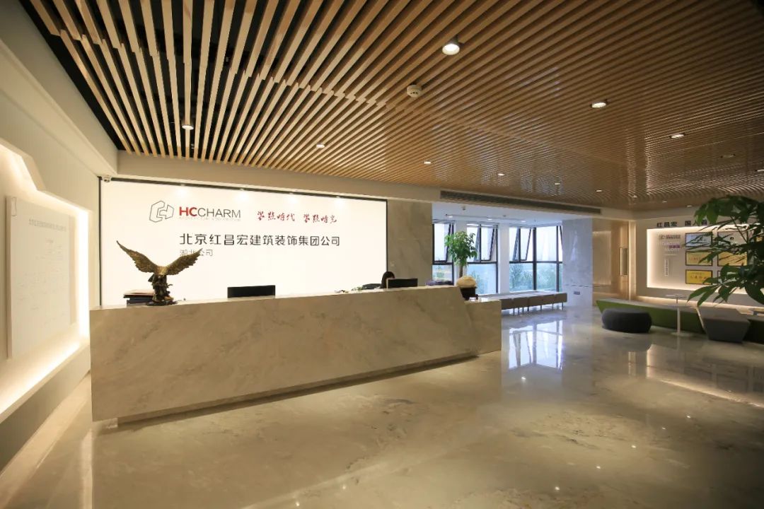 一个搞装修的80后一年能挣多少钱,建筑和装修工资差距