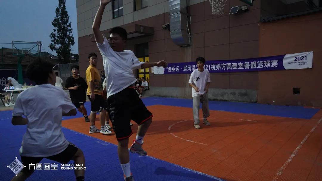 那些篮球场热血沸腾的瞬间,你们在球场上拼搏的样子