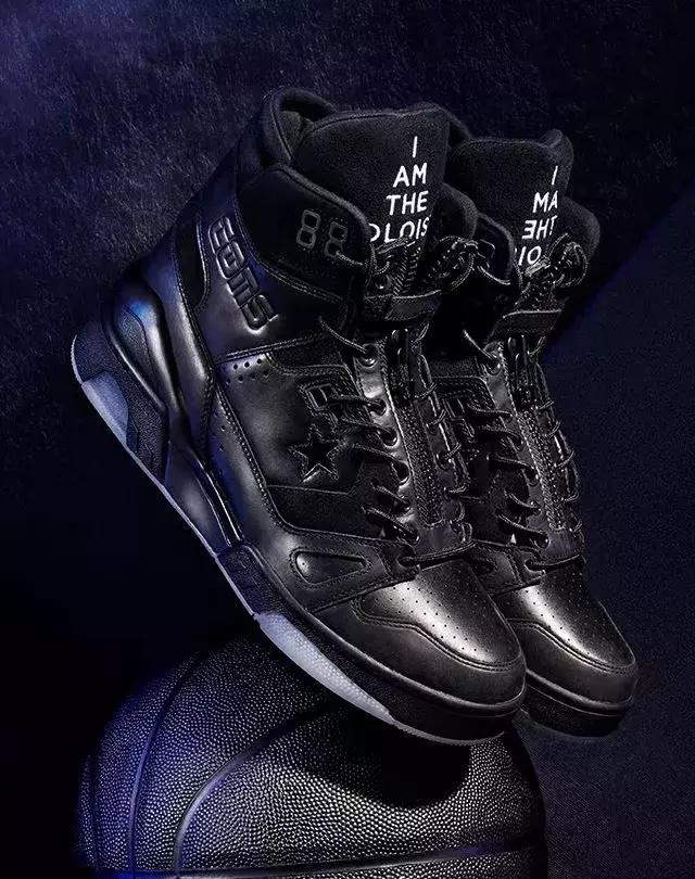 一场抢购匡威上热搜,匡威澄清排队抽签卖鞋