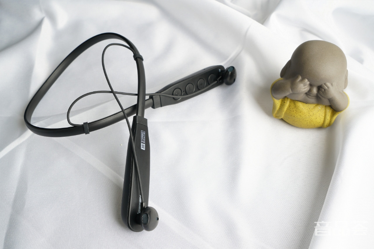 纽曼蓝牙耳机q12,纽曼耳机蓝牙版测评