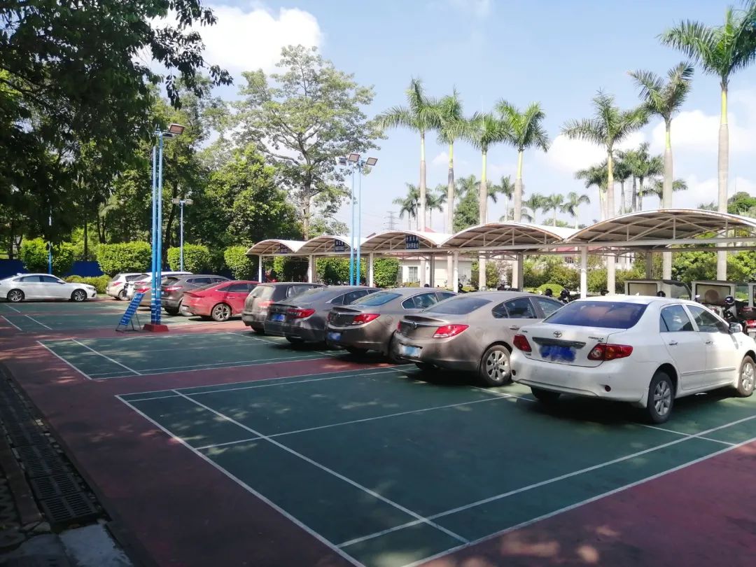 羽毛球场被停车怎么办,羽毛球场被停车