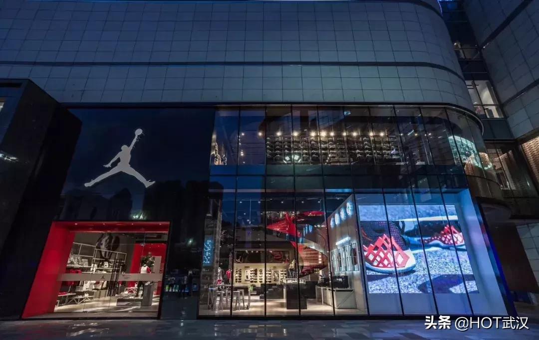 华中最大旗舰店开幕,亚洲最大aj旗舰店