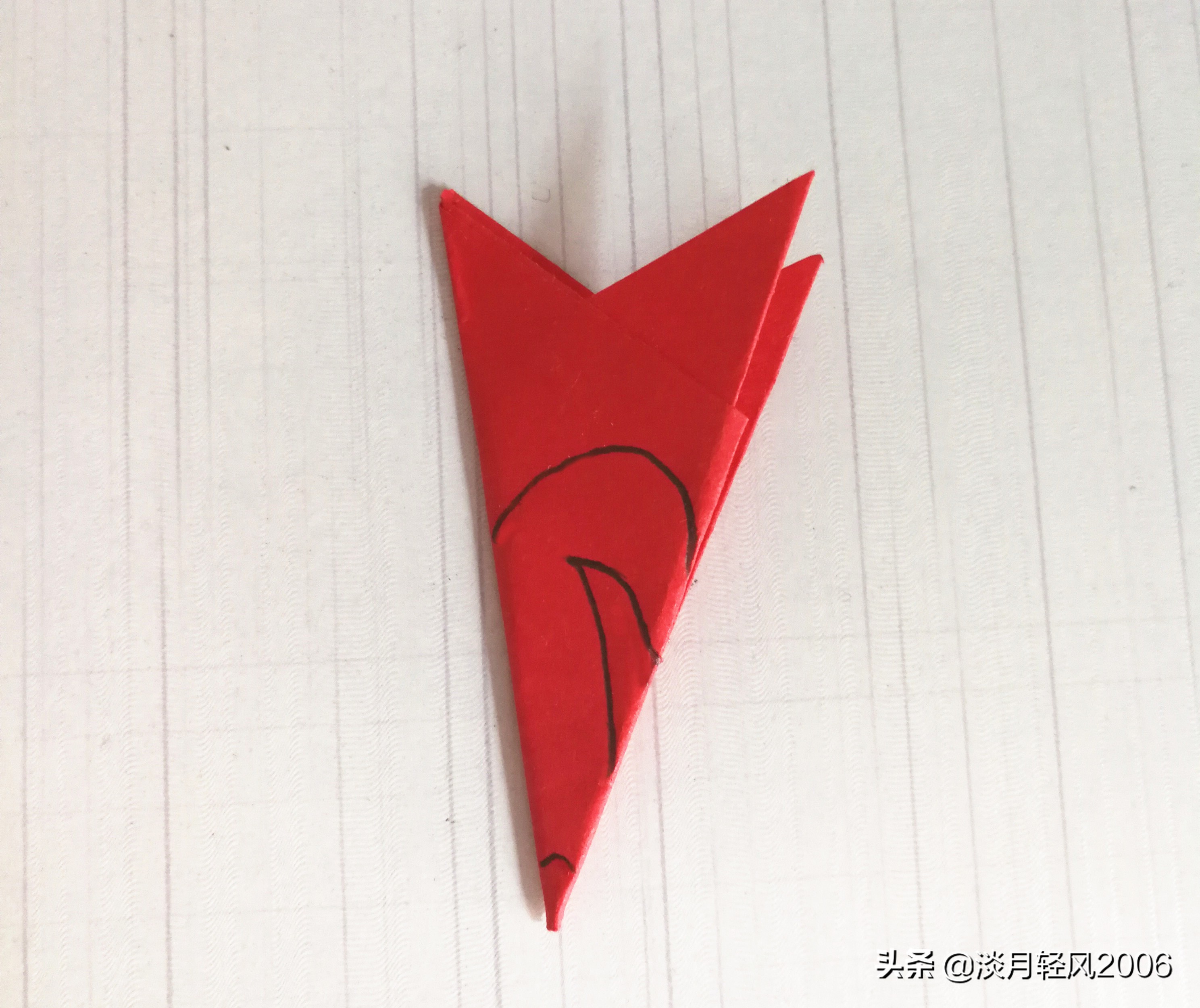 教小孩剪纸花视频教程大全,花的剪纸简单方法慢动作