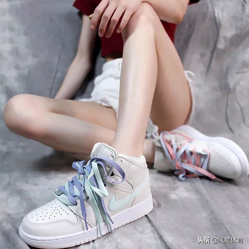 甯︽湁灏忛棯鐢电殑闉嬪瓙,灏忛棯鐢电郴鍒楅珮甯瀷