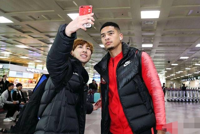 说一下国足归化球员高拉特,国足归化大军阿兰高拉特蒋光太