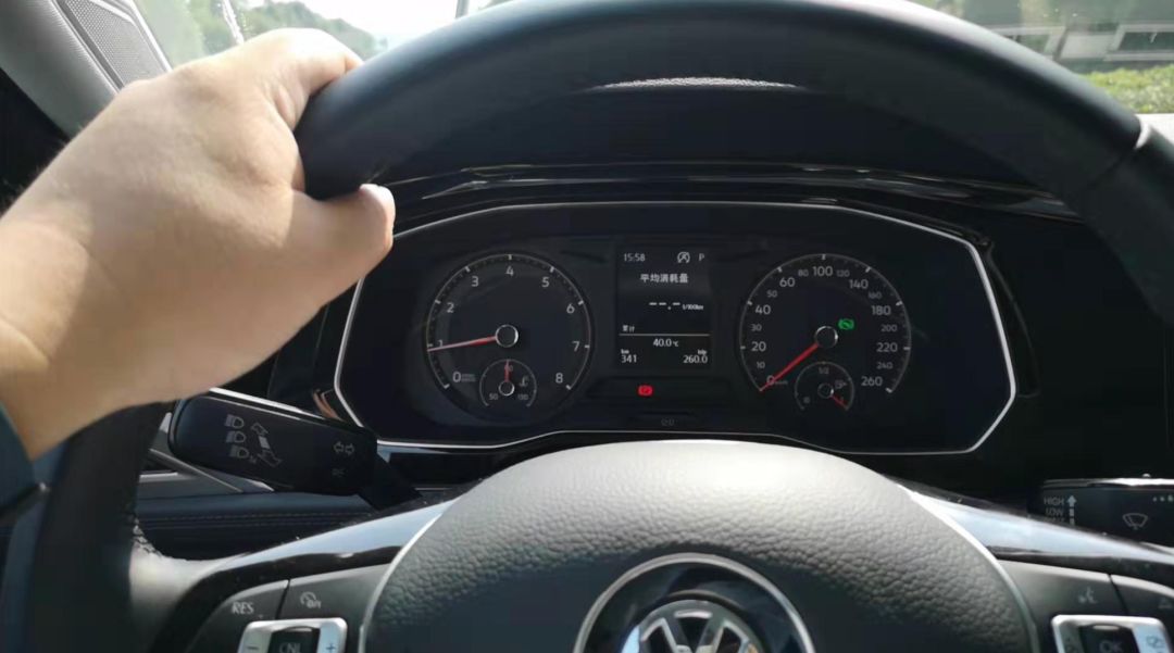 40度高温一直开空调怠速,15款1.4t速腾跑高速真实感受