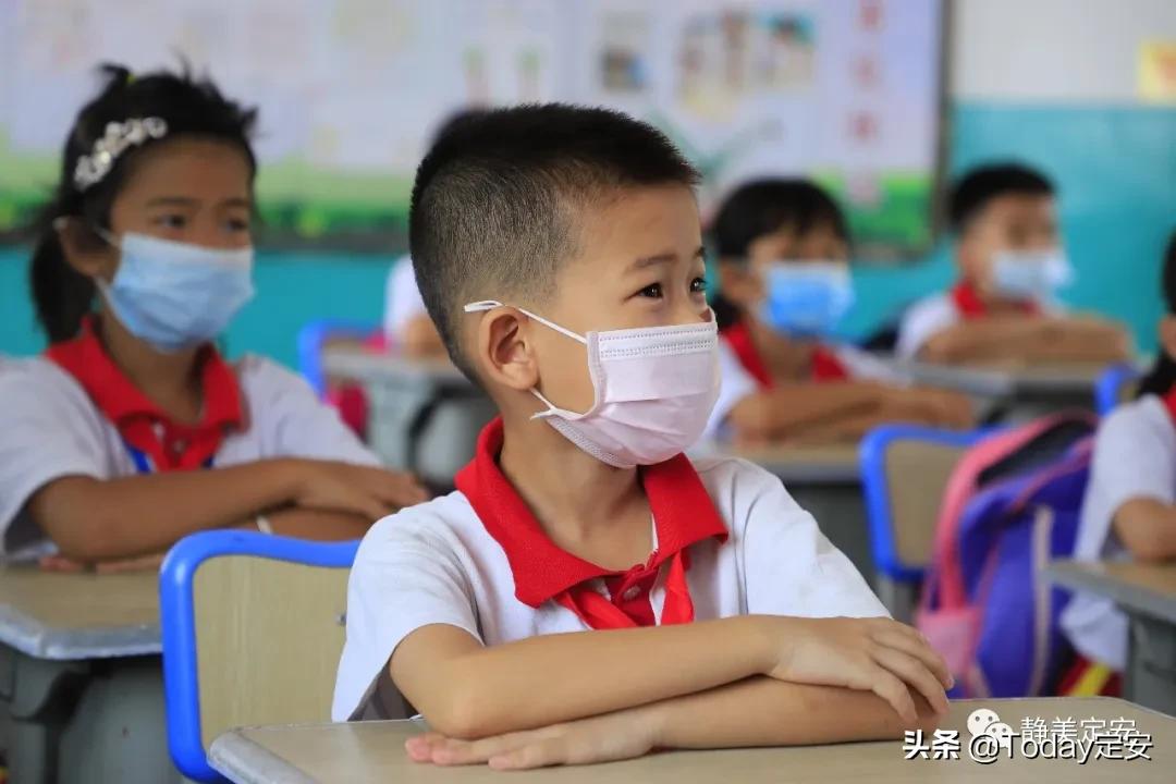 定安97所小学26936名学生重返校园正式复课！