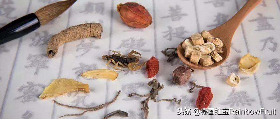 孕妇为什么不能吃螃蟹和柿子,孕妇吃螃蟹吃柿子有什么影响