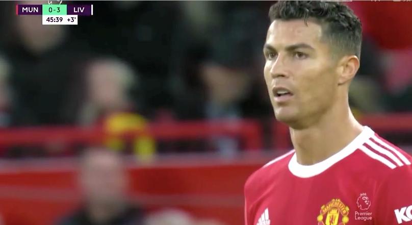 半场曼联2-0领先利兹联,半场结束曼联0比1落后伯恩茅斯