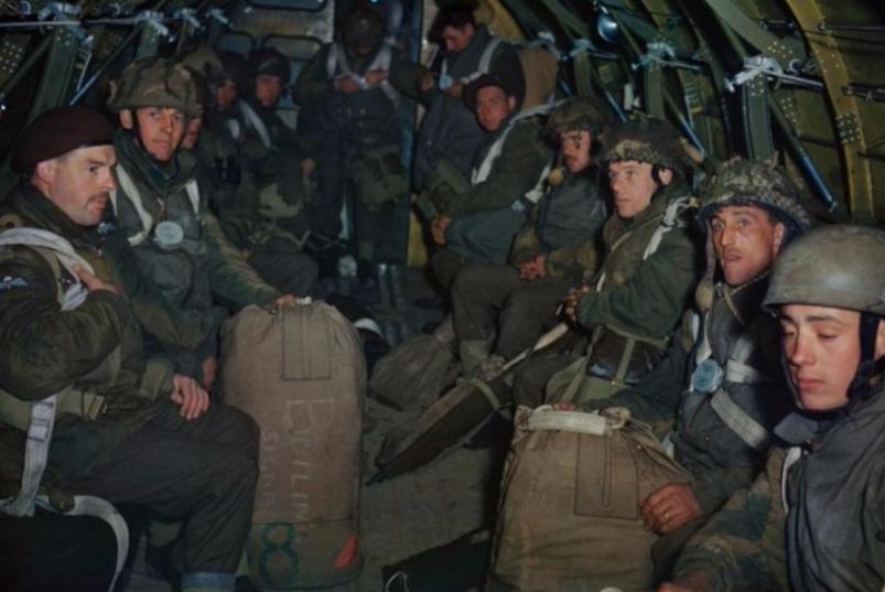 英国伞兵跳伞失控,英国伞兵跳伞事件