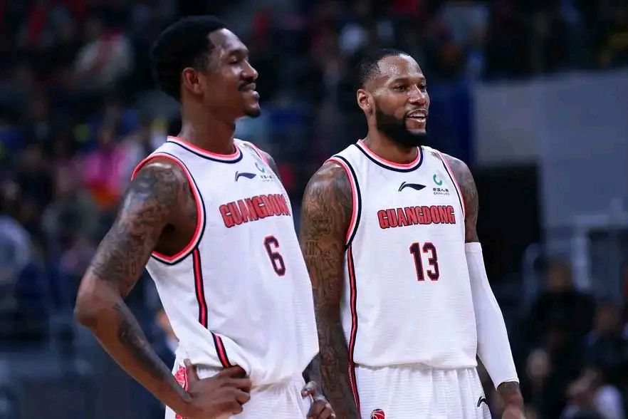 广东宏远在国家队为队友出头,广东宏远男篮拿过几次cba冠军