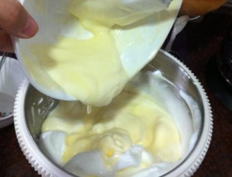 蛋糕的做法不用电饭锅和烤箱,蛋糕教程不用烤箱电饭锅