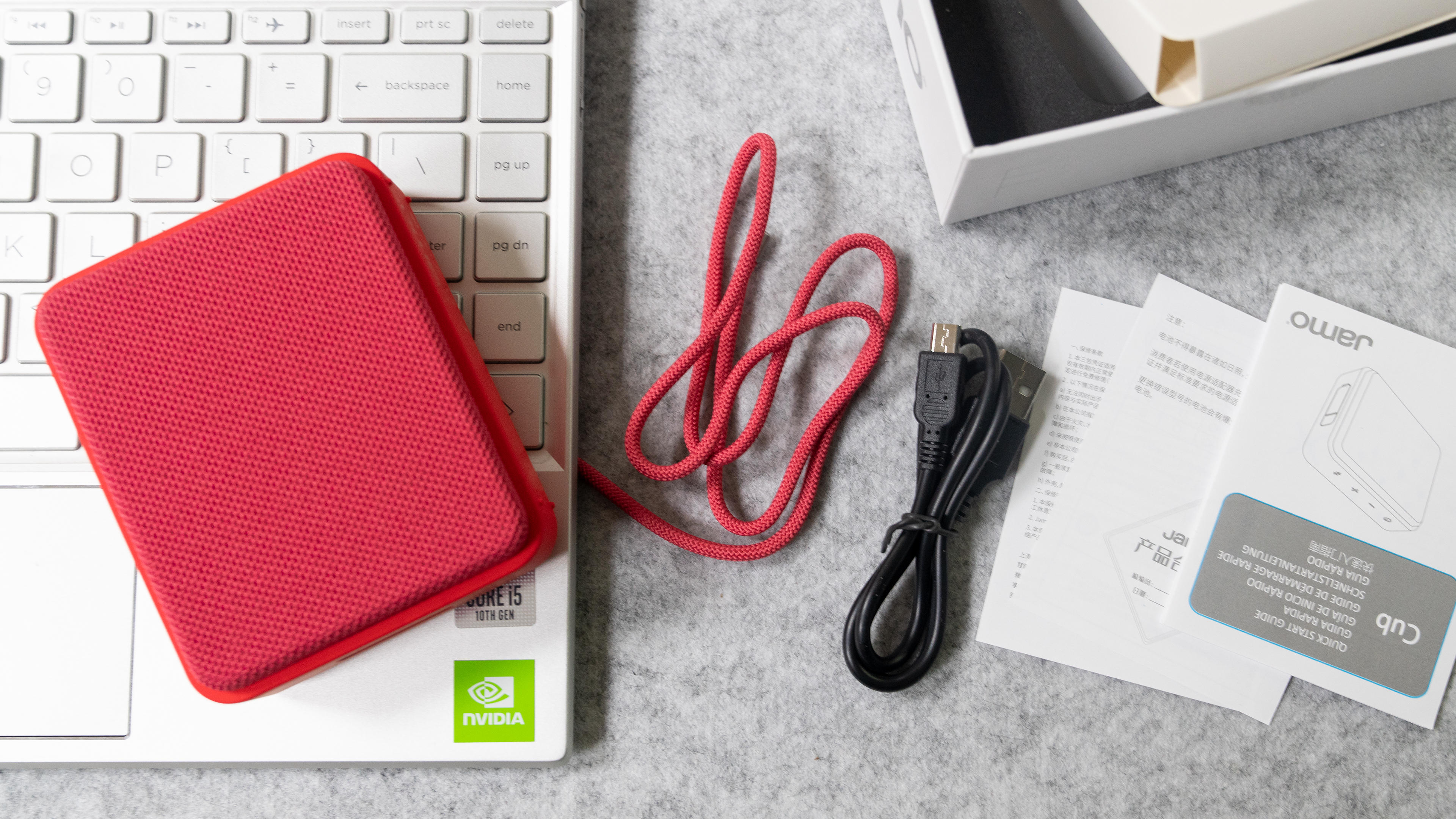 尊宝cub蓝牙音箱,潮酷蓝牙小音箱尊宝cub开箱