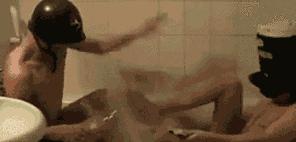 B站竟引入日系赌博活动？还带走了九老师第一次*摸自**？