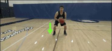 crossover变向过人怎样算走步,野球场过人技巧简单