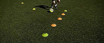 胯下运球教学0基础初学者,运球教学新手小学生