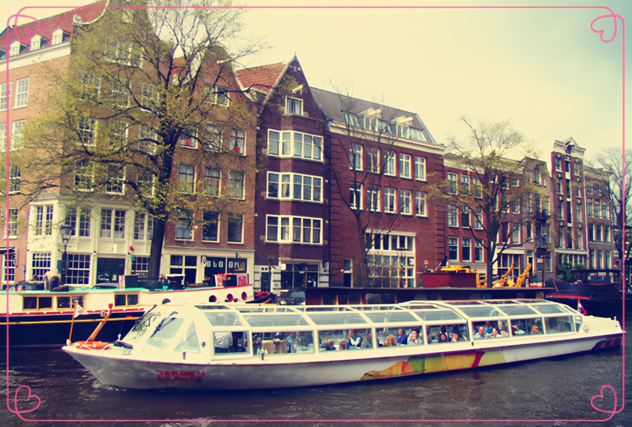 阿姆斯特丹为啥叫北方威尼斯,荷兰阿姆斯特丹北方威尼斯