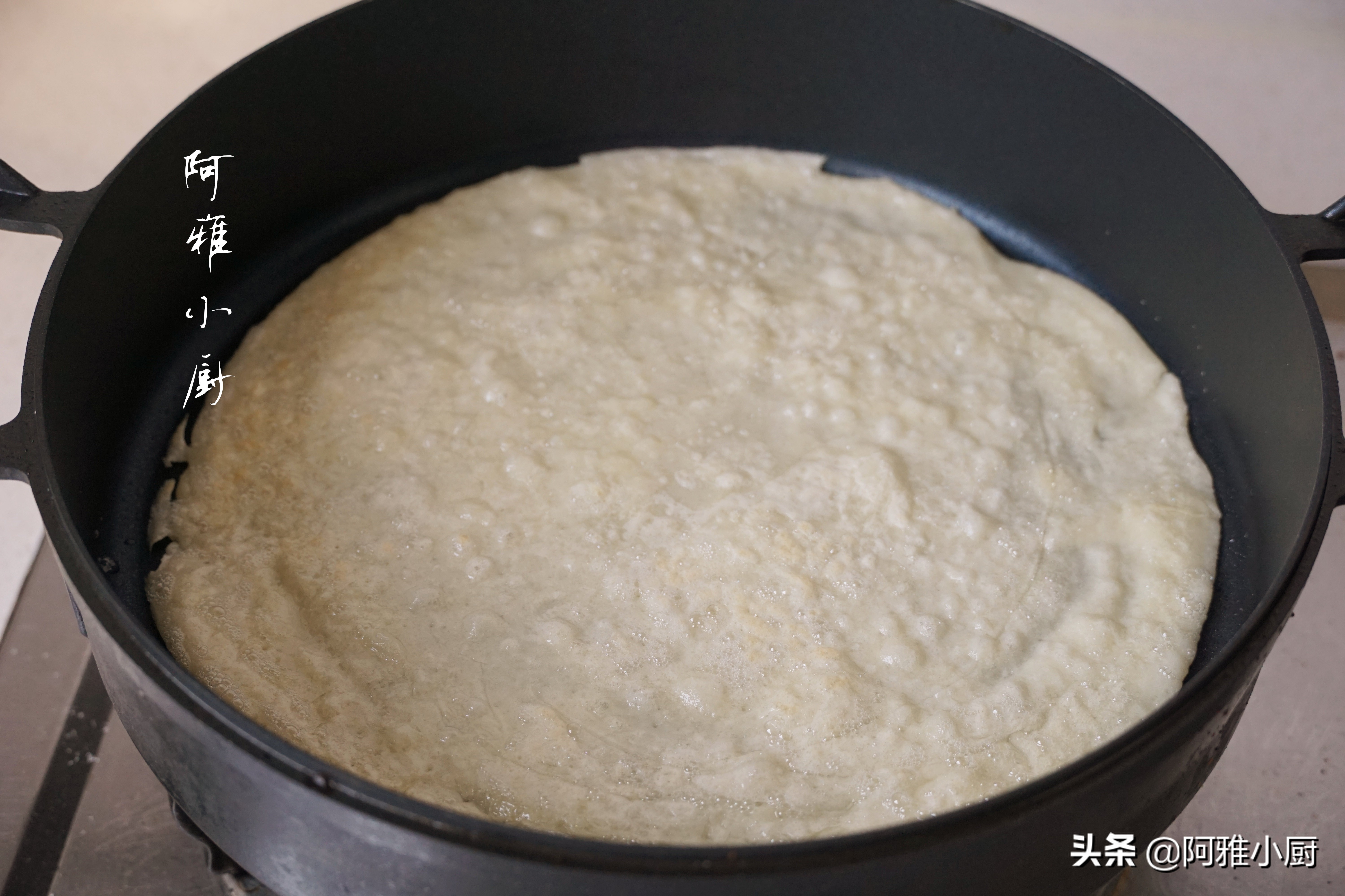 自己在家做煎饼果子面糊做法,早餐煎饼果子超简单做法