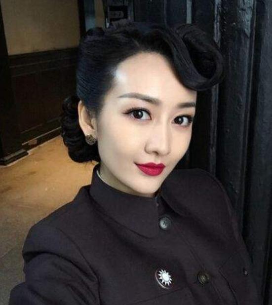 唐嫣王鸥谁更漂亮,唐嫣王鸥出道时选秀照曝光