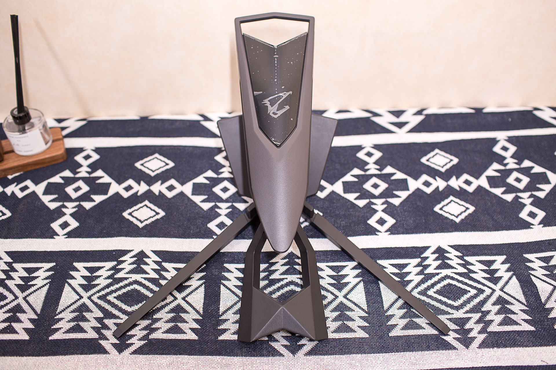 240hz原生10bit显示器,原生240hz显示器可以超频吗