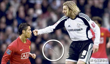 足球场上吐口水是正常现象吗,足球吐舌头被罚黄牌