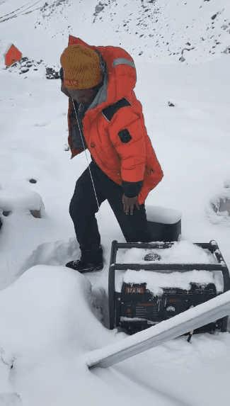 珠峰的感人故事,中国移动5g登顶珠峰对我们的影响