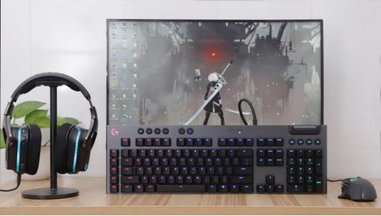 罗技6930电竞耳机,罗技g系列打游戏鼠标哪个好用