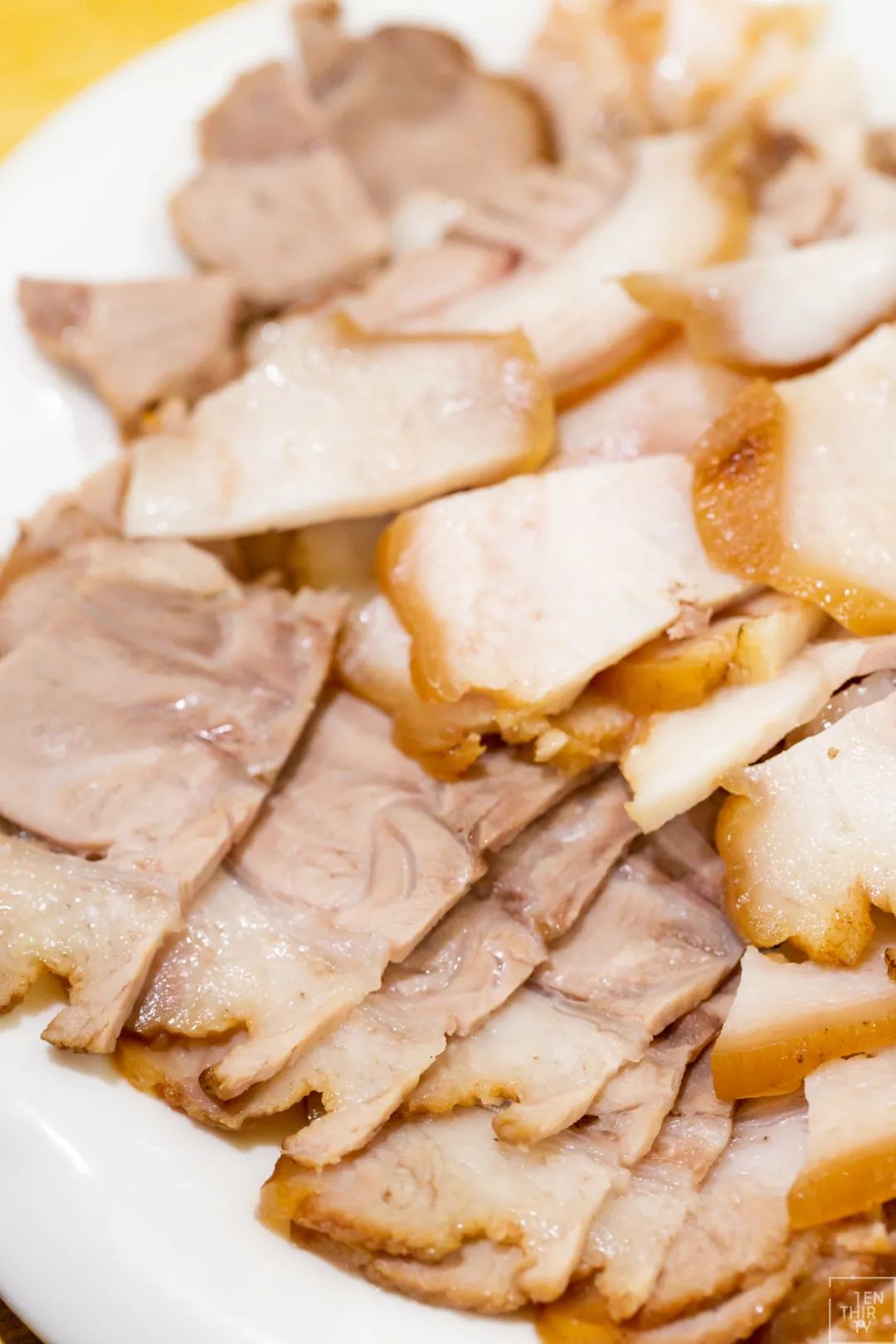 降温了吃点热乎的御寒,降温武汉