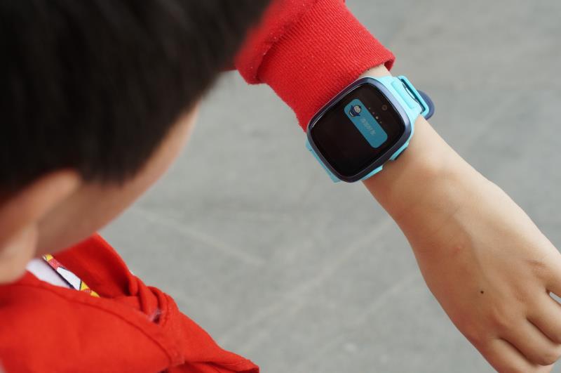 360儿童手表9x功能,3609x儿童手表测评