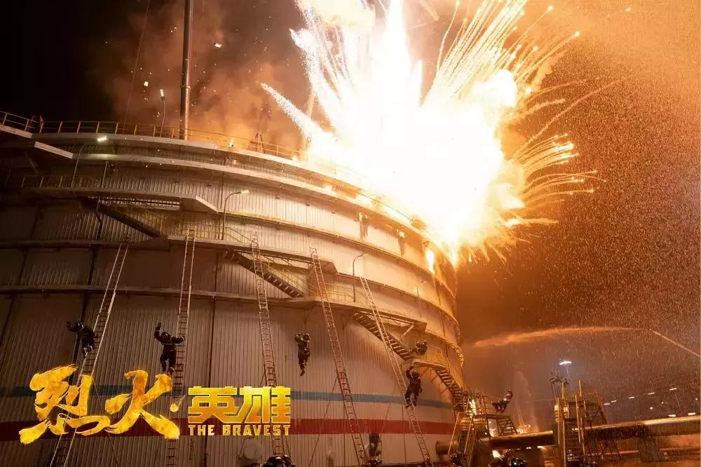 消防员烈火英雄的视频,消防员救火视频大全烈火英雄