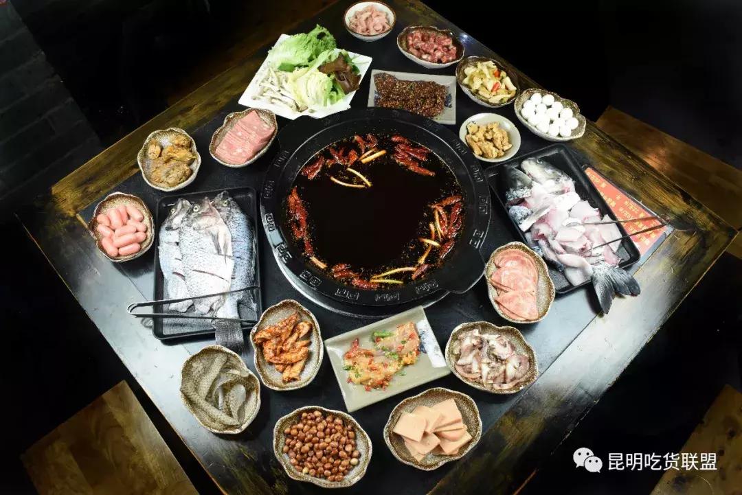 昆明最好吃的清汤鱼火锅,云南地道鱼火锅店推荐