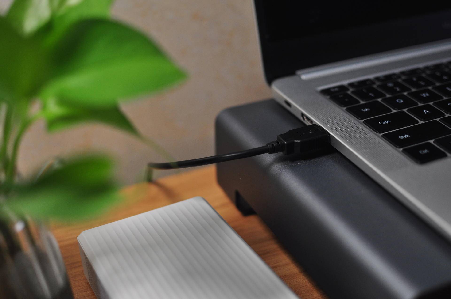 雷柏入门级机械键盘,雷柏v860-87游戏机械键盘详解