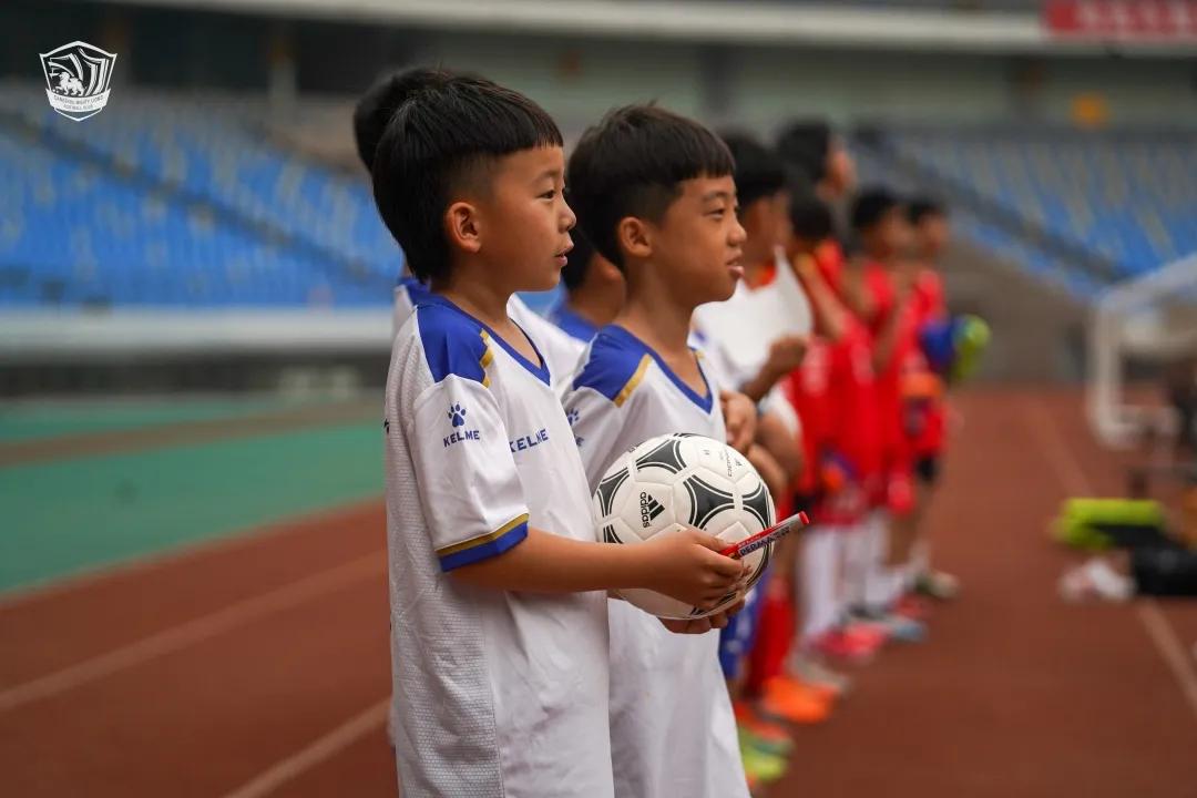 足球进中小学,足球进校园