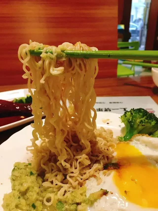 香港的正宗街头港式茶餐厅,香港的正宗港式茶餐厅