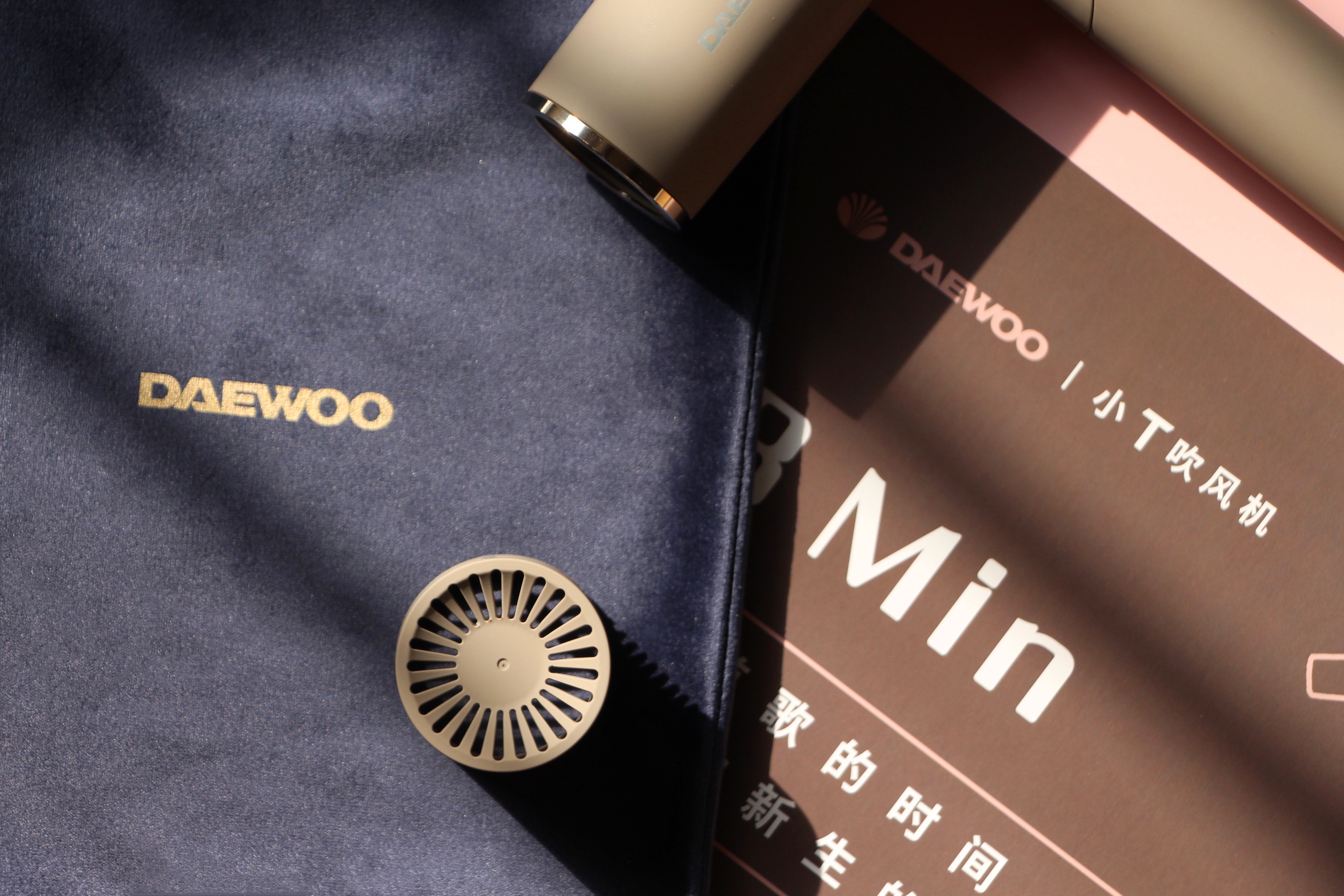 百变实用发型,百变造型吹风机