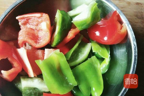 火遍全国的黄焖鸡米饭，终于学到最正宗的做法了，要学的速来！