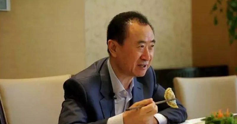 王健林从首富到首负的采访,万达王健林成功的经历简介