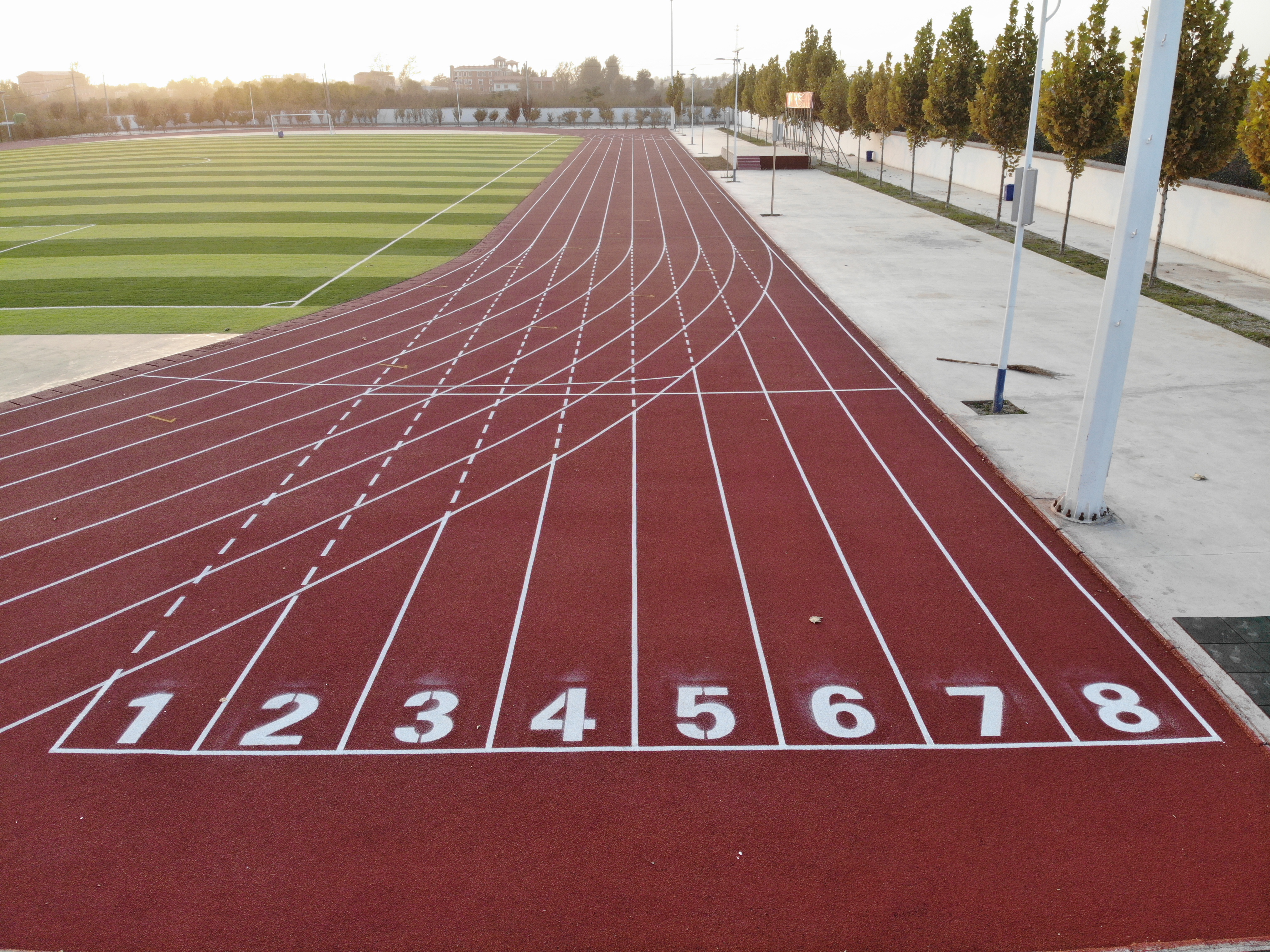 又是别人的大学,又是别人的学校