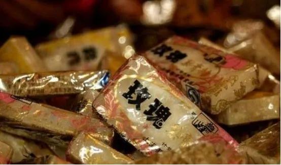 上海特产老城隍庙本草梨膏糖,上海特产梨膏糖有什么功效