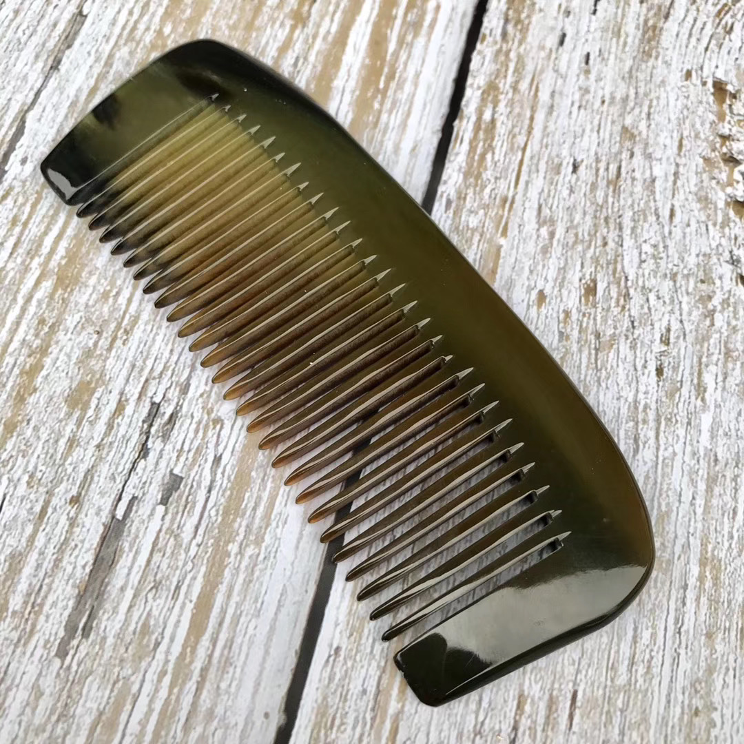 如何鉴别白水牛角梳子真假图解,白水牛牛角梳真假辨别