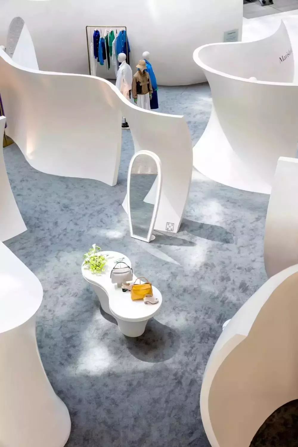 玛丝菲尔女装,玛丝菲尔女装适合哪一类女性