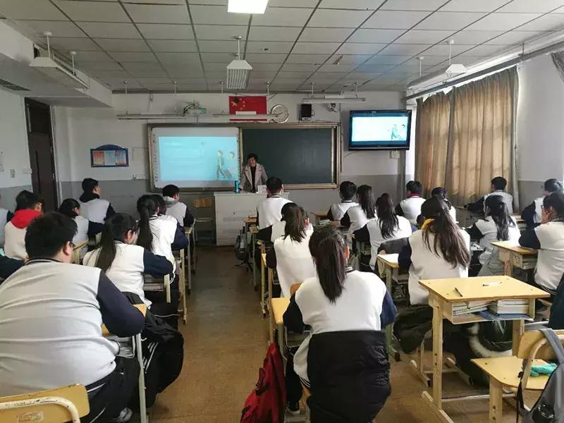 珍惜时间赢在起点演讲稿,珍惜时间赢在起点主题班会反思