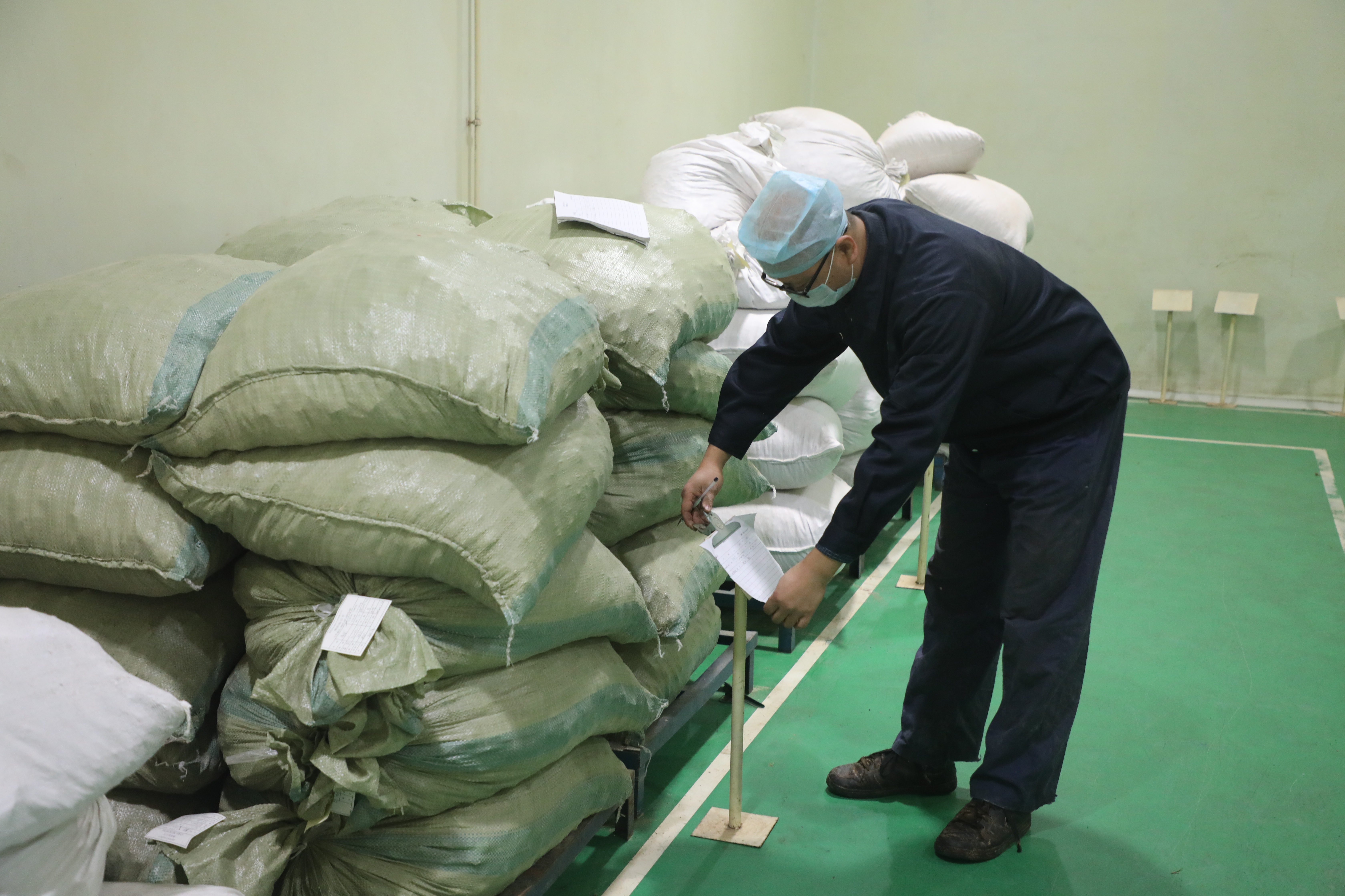 利君辛夷抑菌膏,利君清热解毒口服液